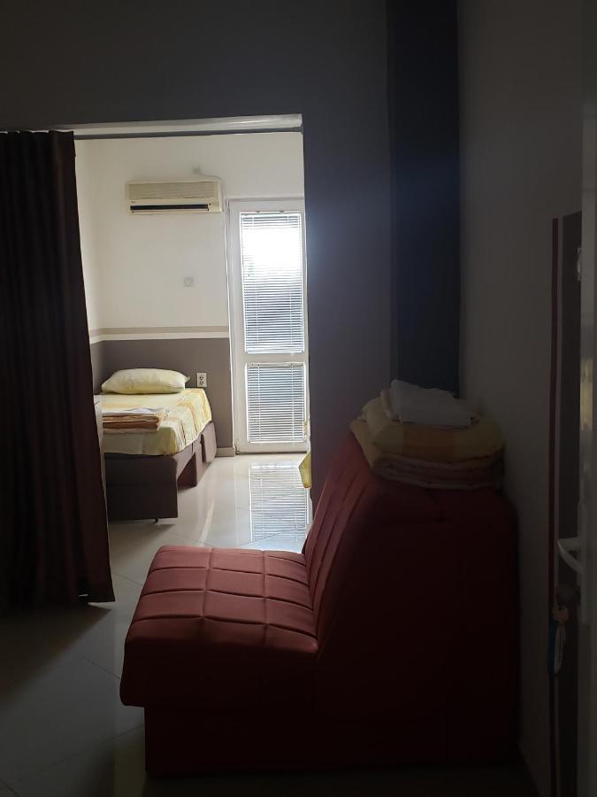 Apartments Petricevic Sutomore Bagian luar foto