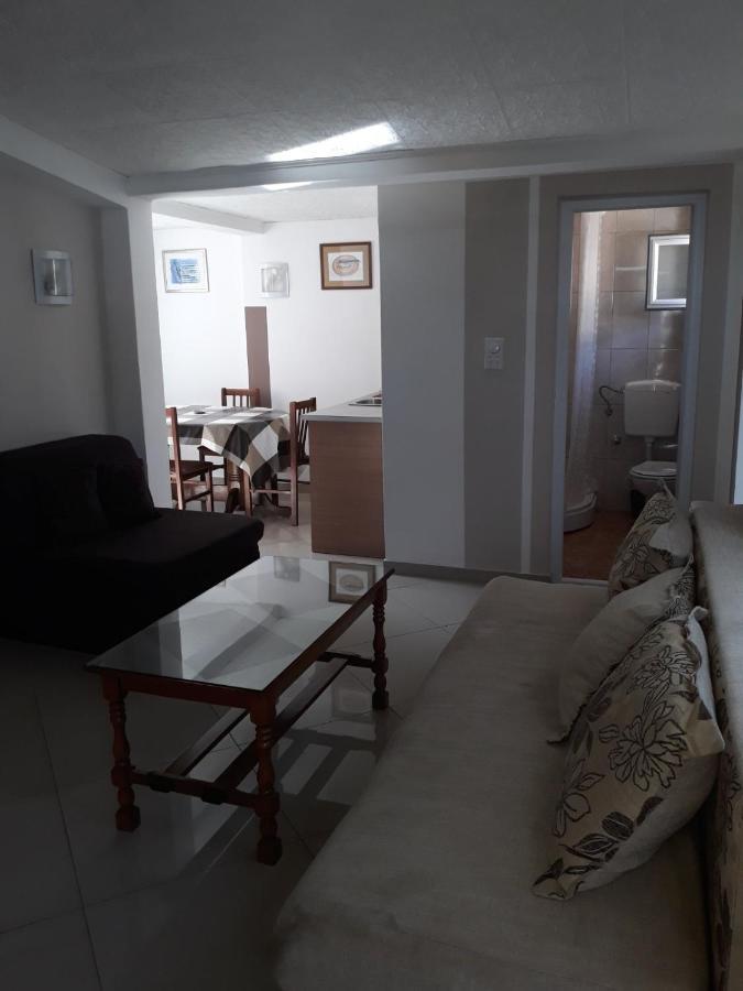 Apartments Petricevic Sutomore Bagian luar foto