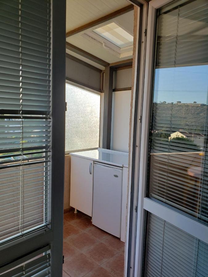 Apartments Petricevic Sutomore Bagian luar foto